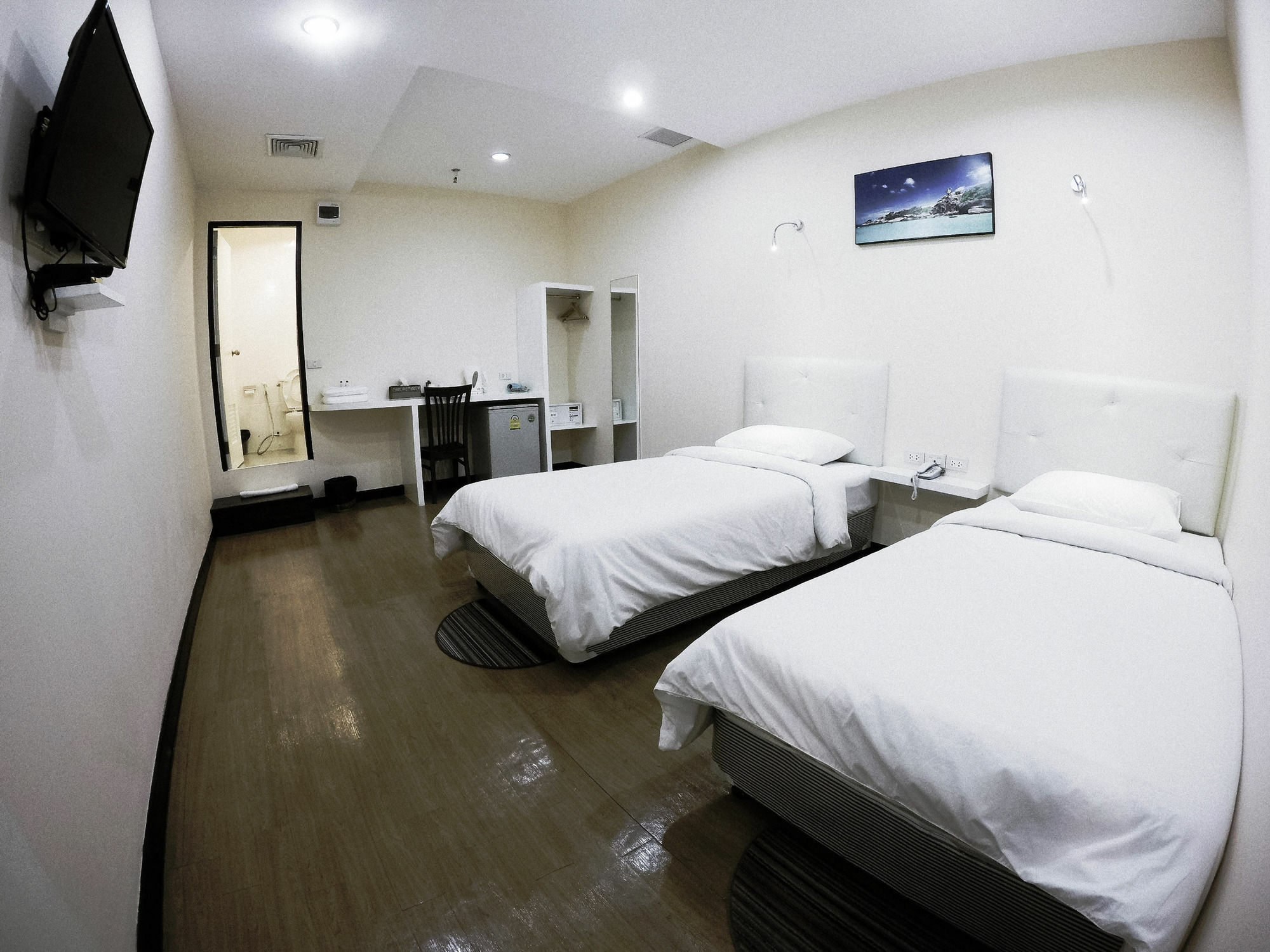 Vplace Silom Rumah tetamu 2*