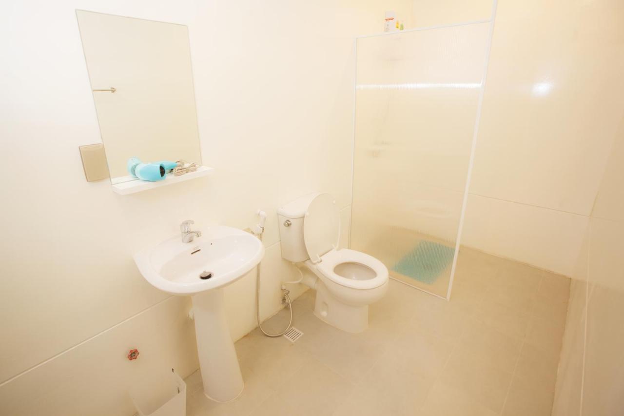 Vplace Silom Guest house 2*